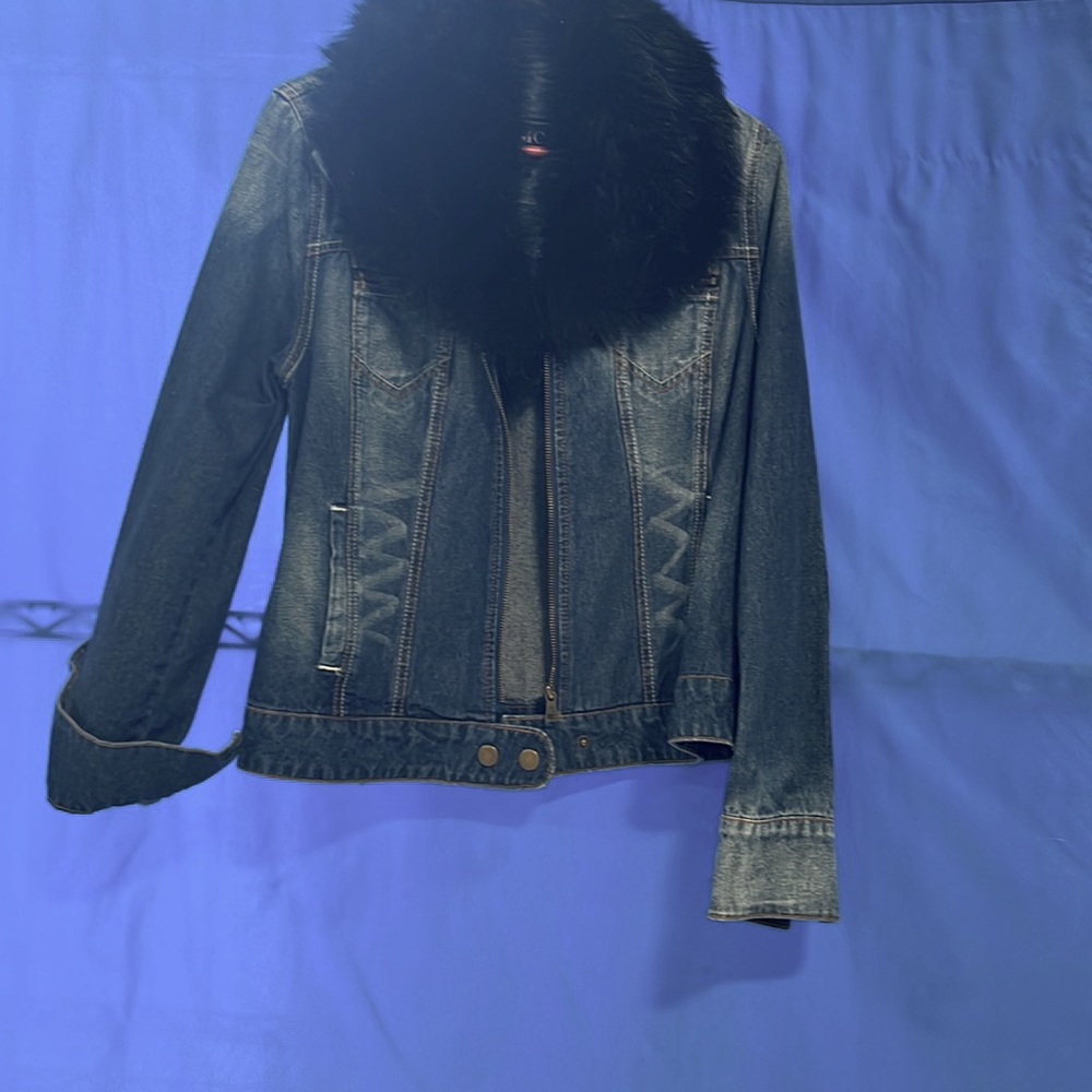 Size M  color blue